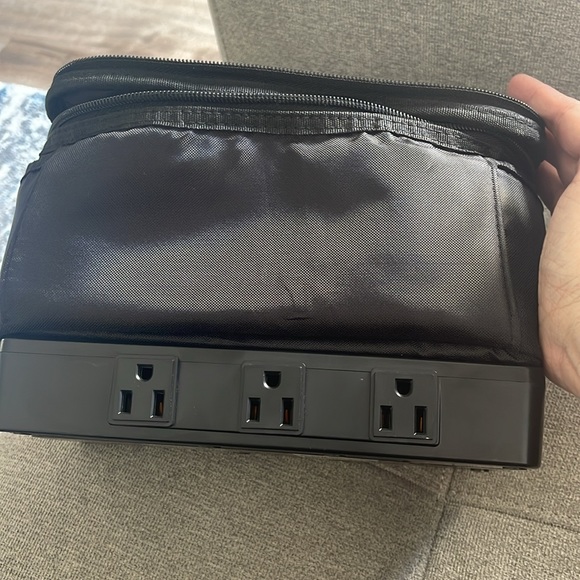 Intertek Charging Tote - Picture 2 of 5